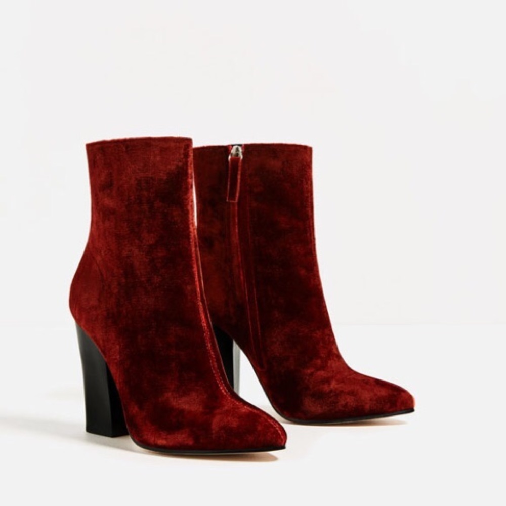 Zara red velvet ankle boots size 9.5 - Picture 2 of 2